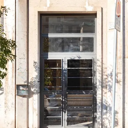 아파트 Long Bridge